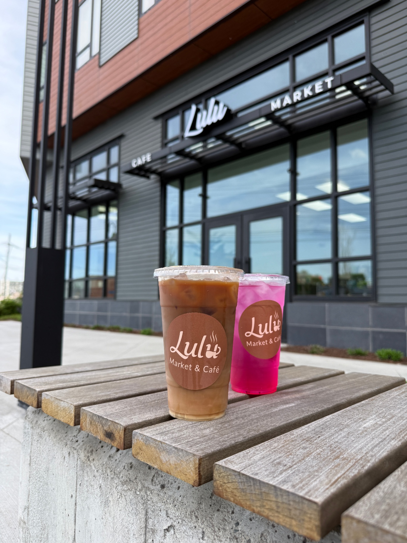 Iced Lulu drinks on the patio